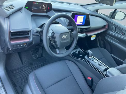 New 2026 Toyota Prius Plug-In Hybrid image 10