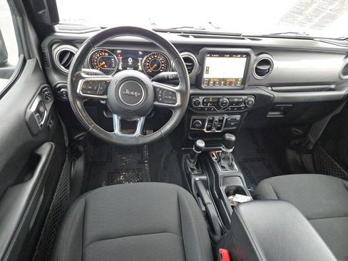 Used 2020 Jeep Gladiator Overland image 18