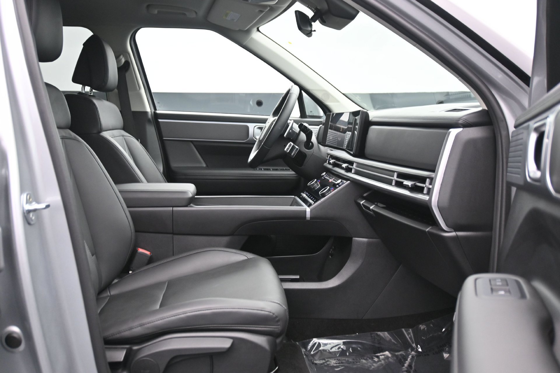 Certified 2026 Hyundai Santa Fe SEL AWD/4WD image 13