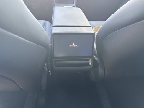 Used 2025 Tesla Model 3 Long Range image 15