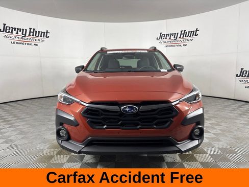 Used 2025 Subaru Crosstrek 2.5i Premium AWD/4WD image 3
