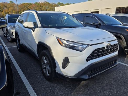 Used 2023 Toyota RAV4 XLE image 1