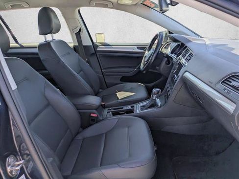 Used 2015 Volkswagen e-Golf SEL Premium FWD image 20