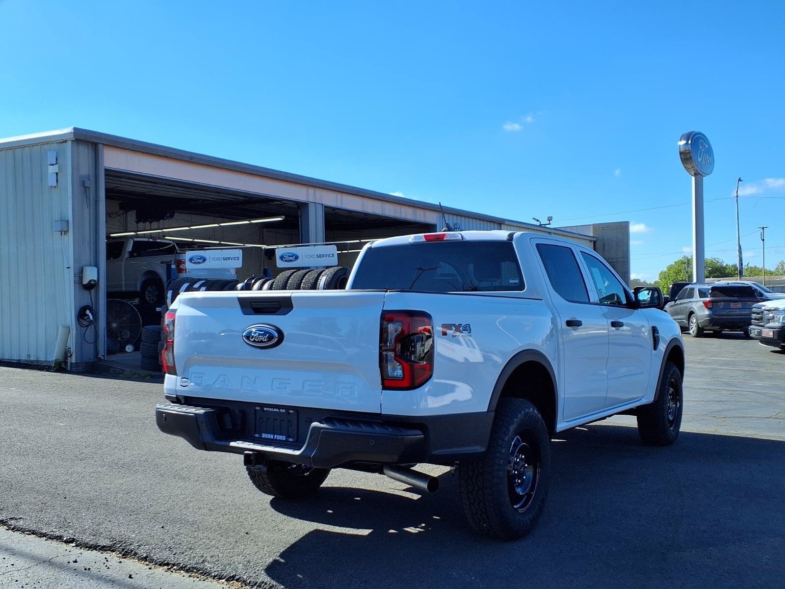New 2026 Ford Ranger XL w/ FX4 Off-Road Package AWD/4WD image 2