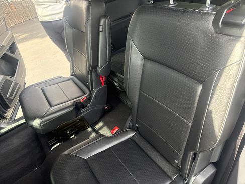 Used 2022 Volkswagen Atlas SE AWD/4WD image 12