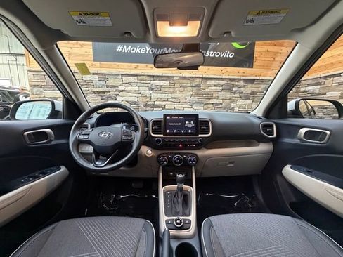 Certified 2026 Hyundai Venue SEL FWD image 18