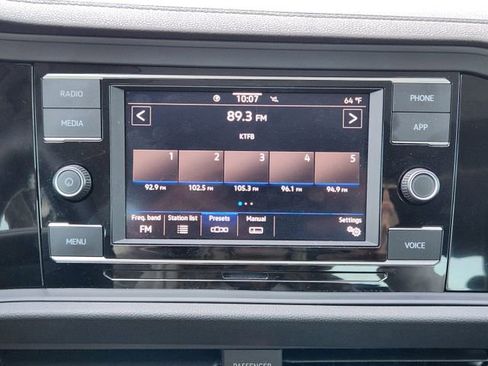 New 2024 Volkswagen Jetta SE image 12