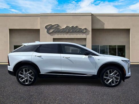 New 2026 Cadillac Optiq Luxury 2 RWD image 2