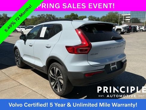 Used 2024 Volvo XC40 B5 Ultimate w/ Protection Package Premier image 5