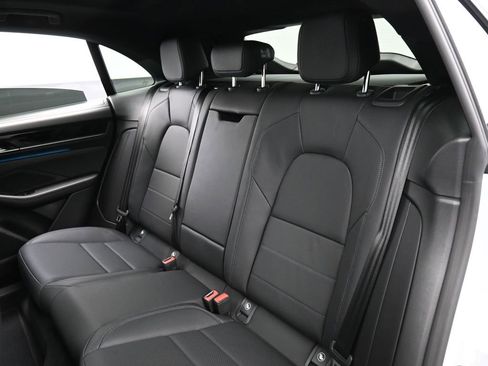 New 2026 Porsche Macan 4 Electric AWD/4WD image 23