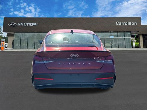 New 2026 Hyundai Elantra Sport image 6