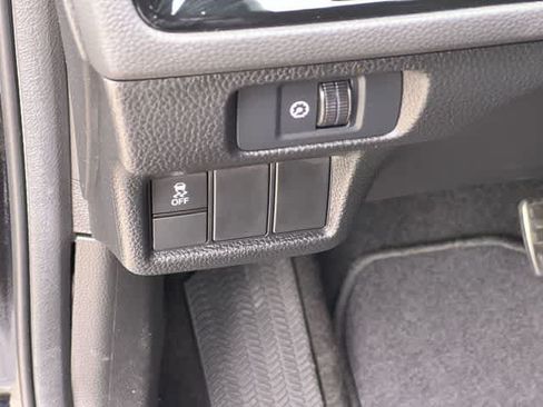 Used 2025 Honda Civic Sport image 29