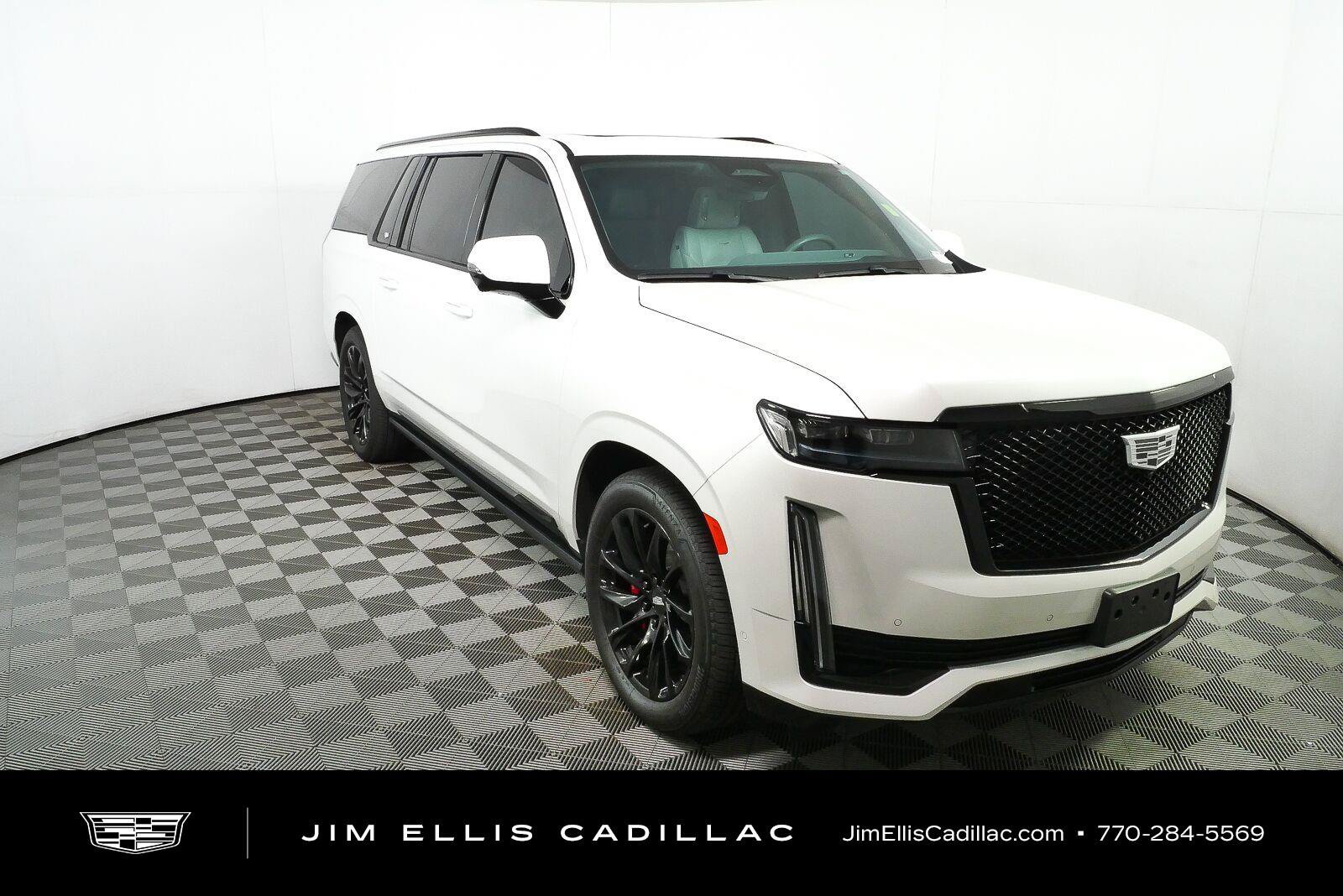 Used 2023 Cadillac Escalade ESV Sport Platinum w/ LPO, ONYX Package AWD/4WD image 1