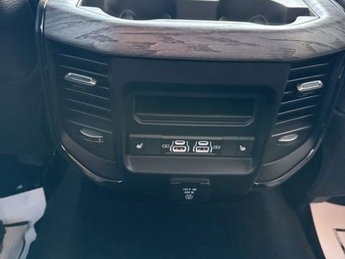 New 2026 RAM 2500 Limited AWD/4WD image 16