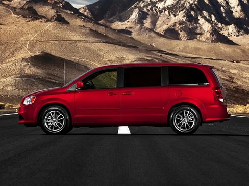 Used 2015 Dodge Grand Caravan R/T image 1