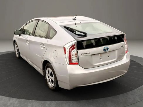 Used 2015 Toyota Prius One image 7