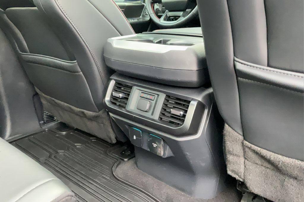 Used 2025 Ford F150 Raptor AWD/4WD image 21