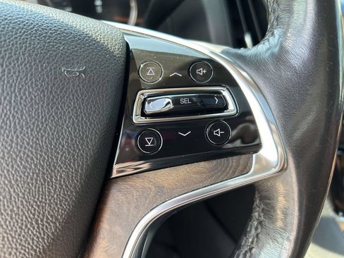 Used 2020 Cadillac Escalade ESV Premium Luxury AWD/4WD image 27