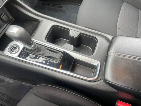 Used 2025 Nissan Sentra SV image 41