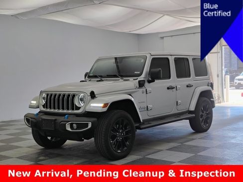 Used 2024 Jeep Wrangler Unlimited Sahara AWD/4WD image 1