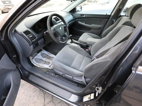 Used 2005 Honda Accord EX image 15