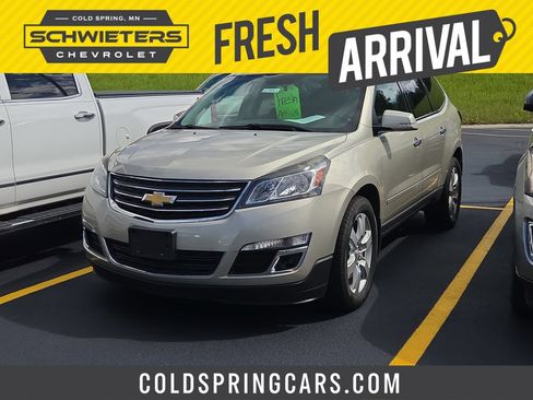 Used 2016 Chevrolet Traverse LT w/ Style and Technology Package AWD/4WD image 1
