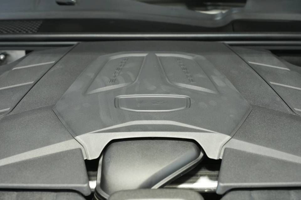 Certified 2026 Porsche Cayenne Coupe AWD/4WD image 31