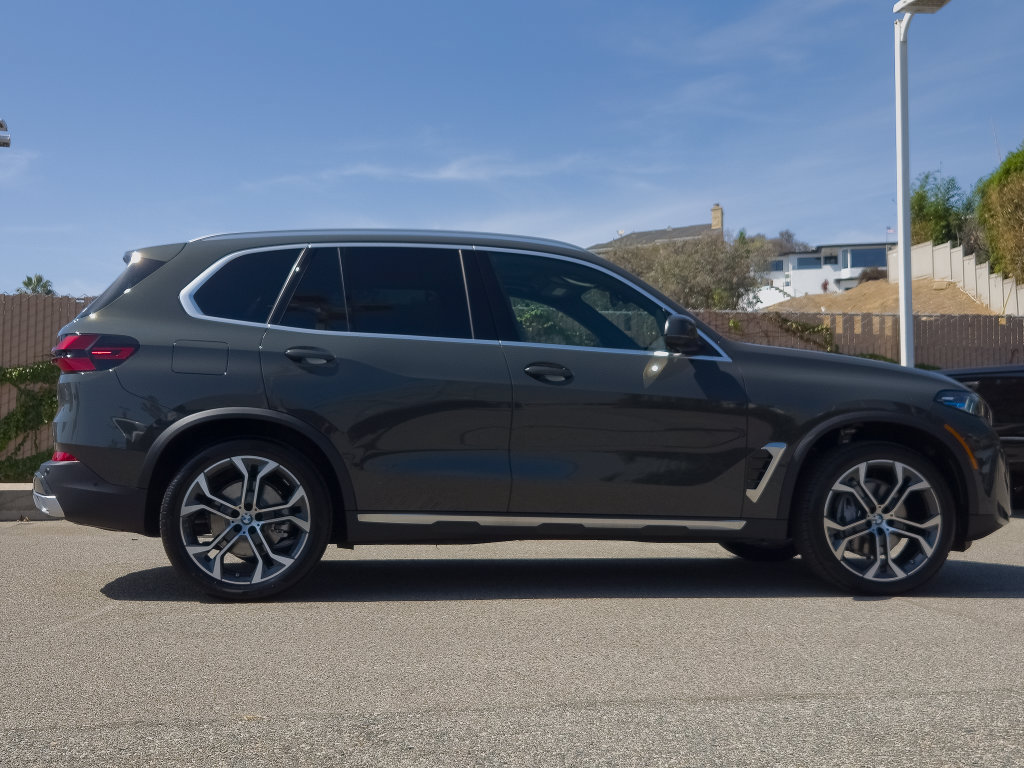 New 2026 BMW X5 sDrive40i RWD image 16