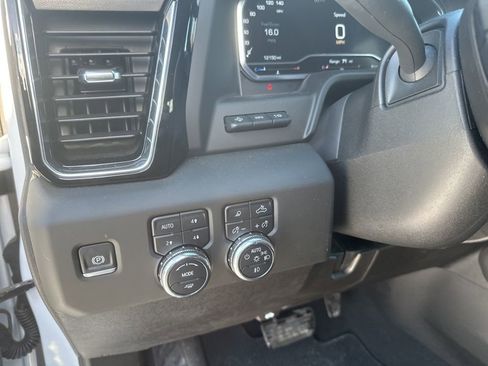 Used 2025 GMC Sierra 2500 Denali w/ Denali Reserve Package image 20