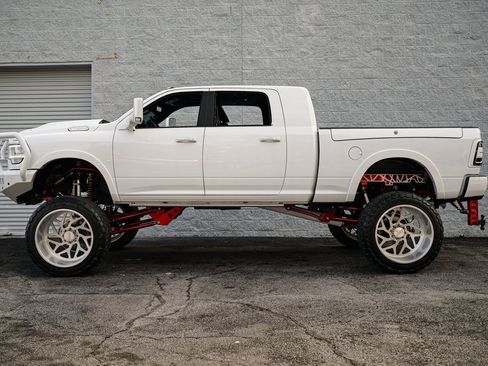 Used 2021 RAM 2500 Laramie w/ Safety Group image 9