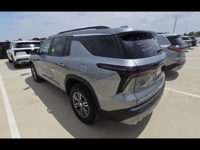 Used 2026 Chevrolet Traverse LT w/ Driver Confidence Package AWD/4WD image 3