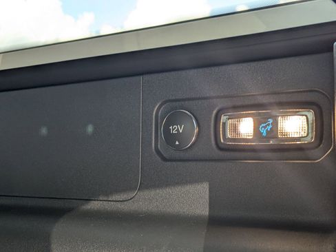 New 2025 Ford Bronco Badlands image 12