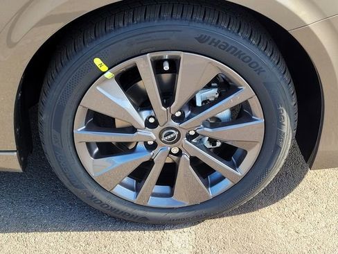 New 2026 Nissan Sentra SL w/ Floor Mat Package FWD image 13