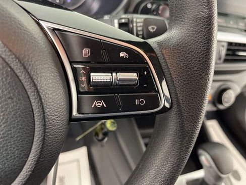 Used 2023 Kia Forte LXS image 21