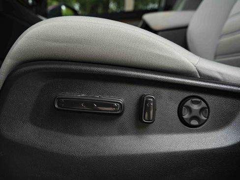 Used 2021 Honda CR-V EX image 39