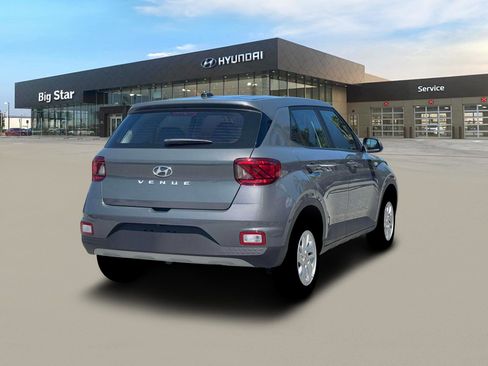New 2026 Hyundai Venue SE FWD image 7