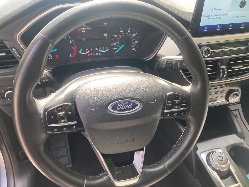 Used 2022 Ford Escape SE w/ Convenience Package AWD/4WD image 18