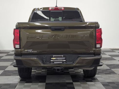 Used 2024 Chevrolet Colorado LT w/ LT Convenience Package AWD/4WD image 6