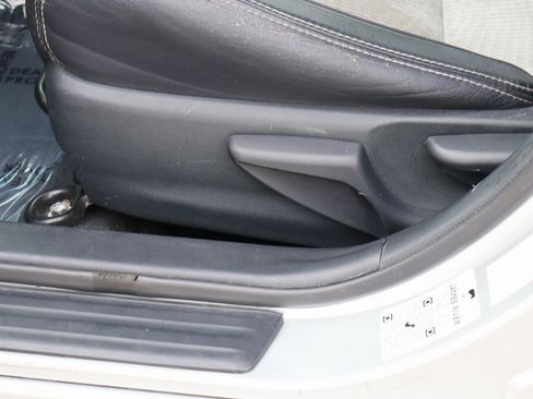 Used 2013 Toyota Camry SE image 23