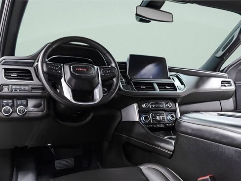 Used 2022 GMC Yukon XL SLT w/ SLT Luxury Package image 26