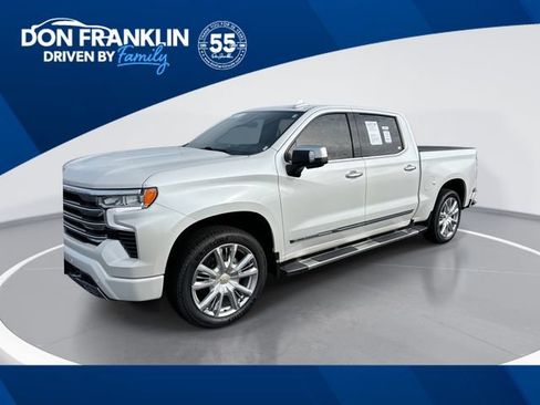 Used 2023 Chevrolet Silverado 1500 High Country w/ High Country Premium Package AWD/4WD image 1