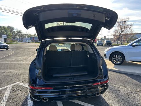 Used 2025 Lincoln Corsair AWD w/ Equipment Group 101A image 6