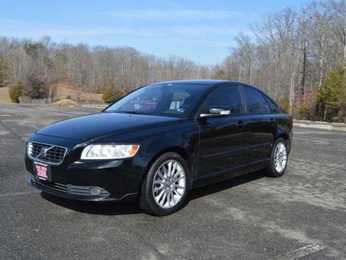 Used 2010 Volvo S40 2.4i image 2