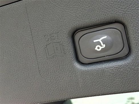 Certified 2023 Lincoln Nautilus Reserve AWD/4WD image 28