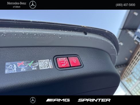 New 2026 Mercedes-Benz GLC 43 AMG 4MATIC image 8