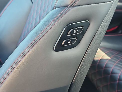Used 2025 Genesis G70 3.3T Advanced w/ Sport Prestige Package AWD/4WD image 19