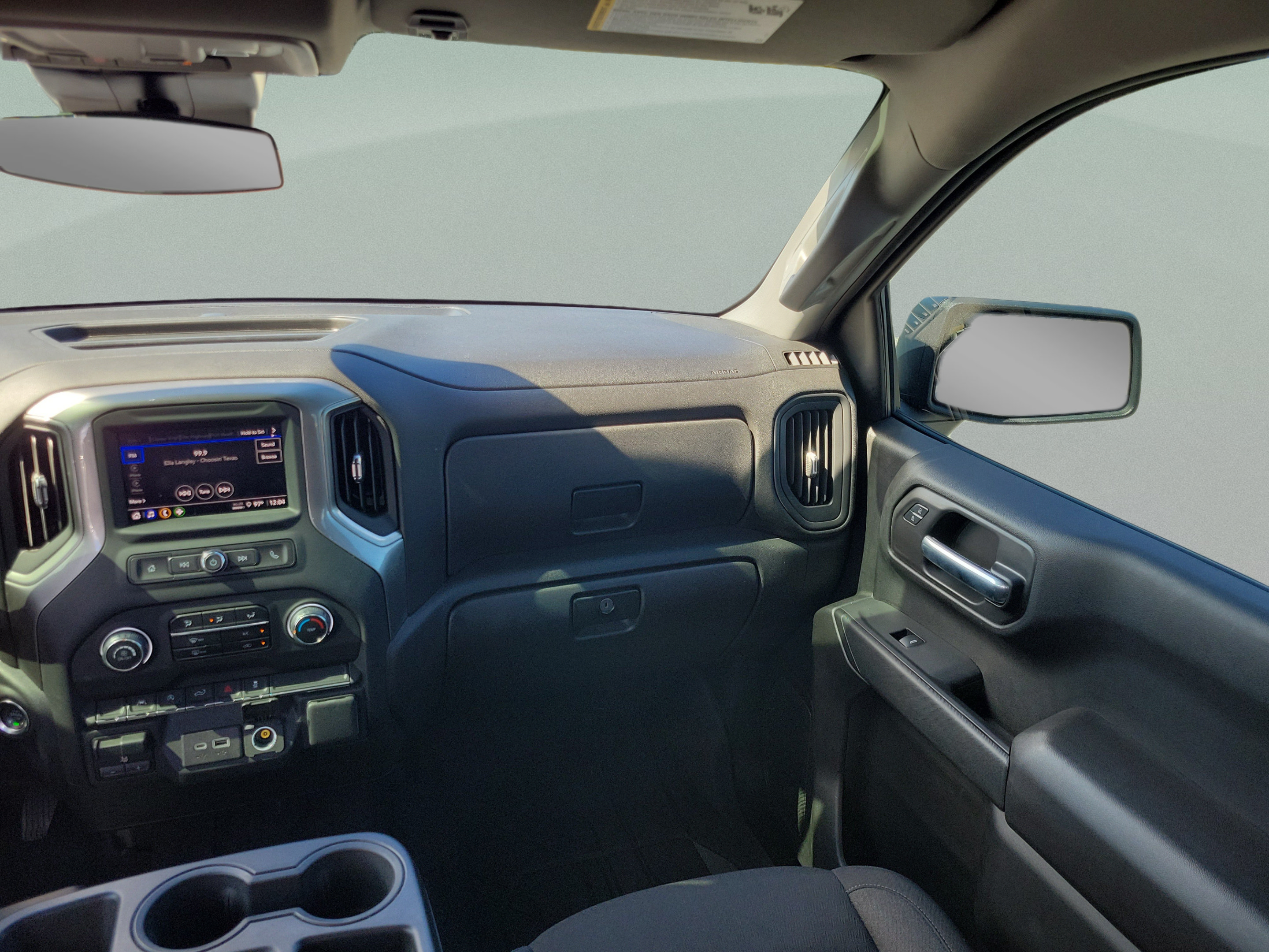 Used 2024 Chevrolet Silverado 1500 Custom w/ LPO, Dark Essentials Package AWD/4WD image 7