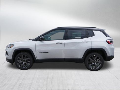 New 2026 Jeep Compass Limited image 4