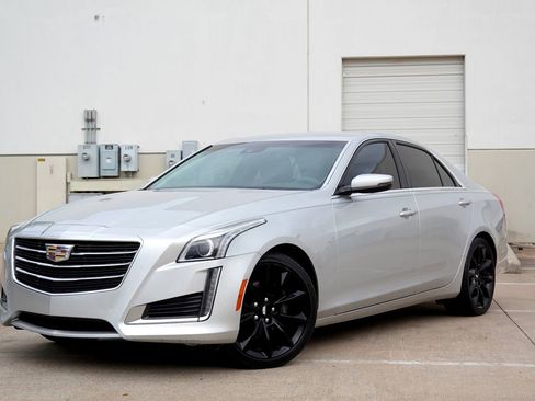Used 2015 Cadillac CTS Luxury RWD image 2