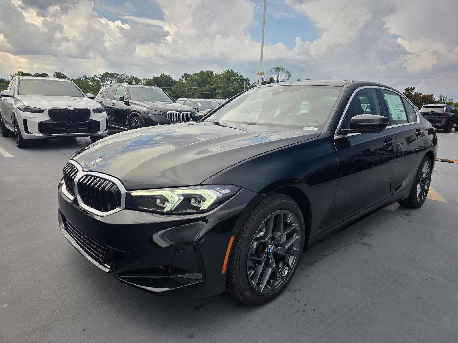 New 2026 BMW 330i Sedan w/ Convenience Package RWD image 6